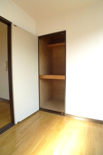 グリーンヒルコートＣ 201号-4