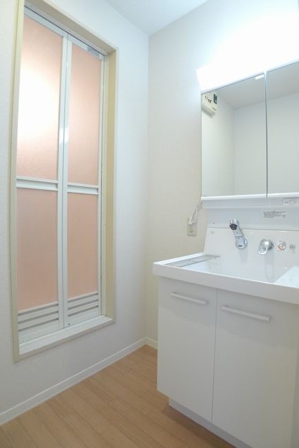 ベイシティ－ア－クスＡ 101号-9