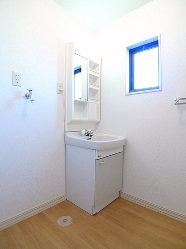 プルミエール緑ヶ丘 202号-4