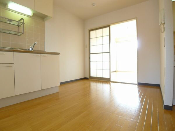 コートビレッジＢ 205号-2