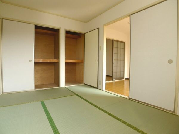 コートビレッジＢ 205号-11