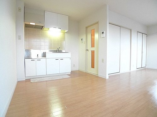 グランドール梅郷Ａ 201号-2