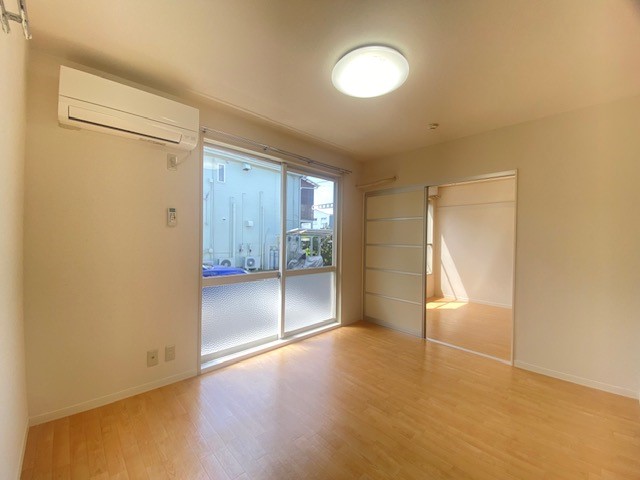 ラフォ－レ・パレスⅡ 102号-3