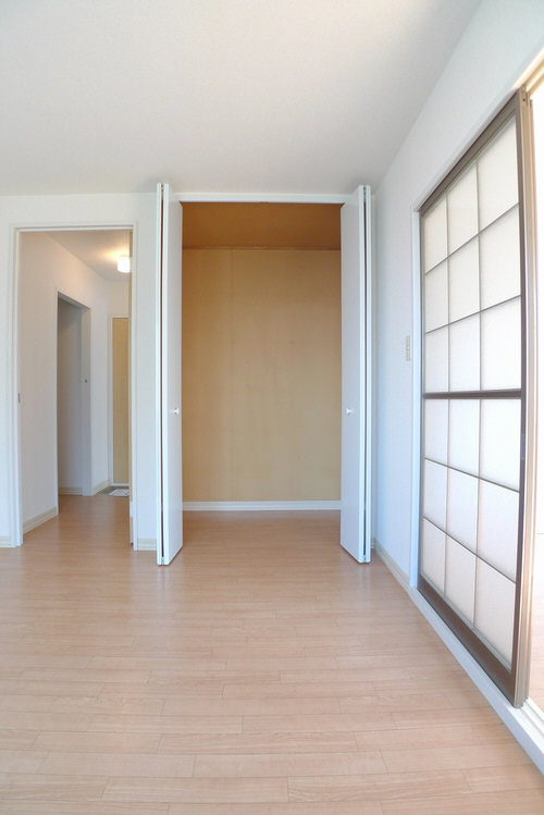 第一エーデルハイム 201号-4