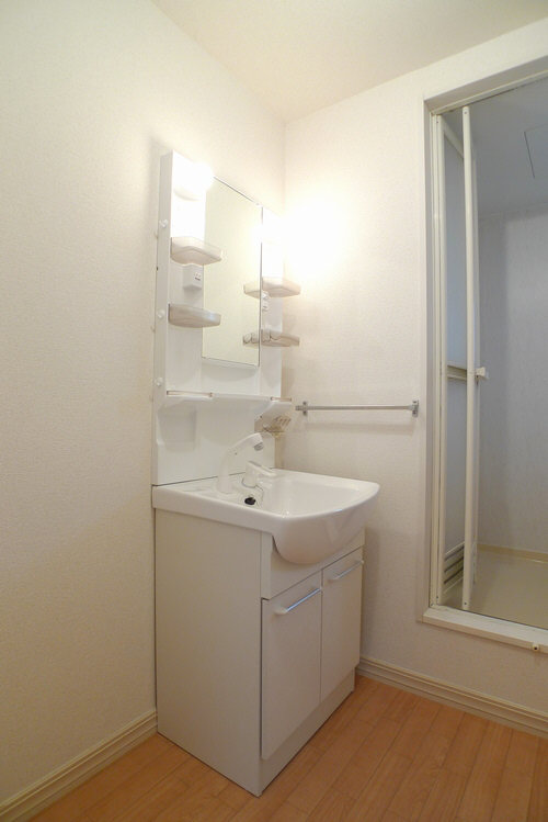 第一エーデルハイム 201号-6