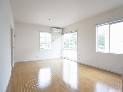 イーストメゾンＡ 102号-2