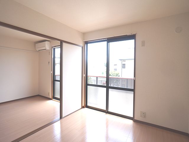 エステートガーデンＣ 201号-4