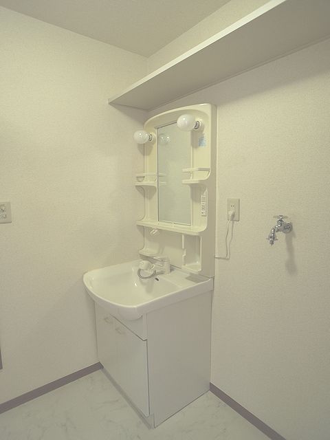 エステートガーデンＣ 201号-7