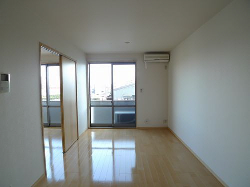 フラットツインＡ 202号-2