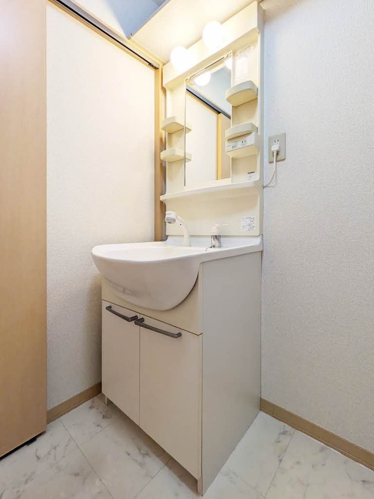 フラットツインＢ 201号-8