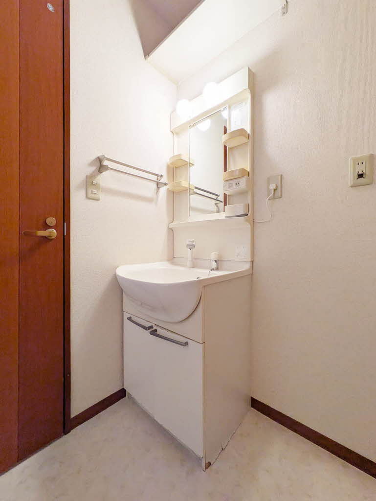 レイクパレス 101号-9