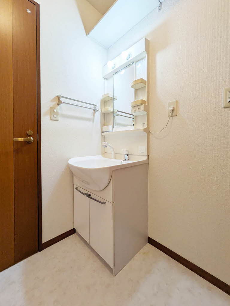 レイクパレス 201号-9