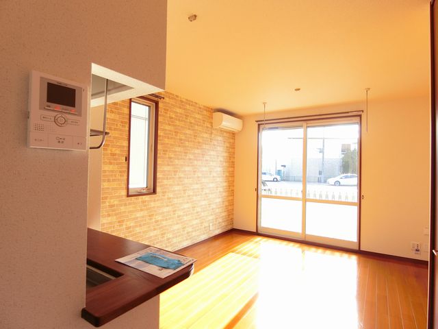 メゾン・ボヌール　Ｂ 102号-2