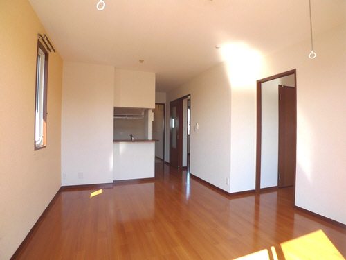 メゾン・ボヌール B 201号-2