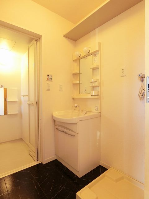 コージーコート 102号-8