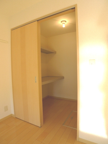 ドミール久松 101号-5