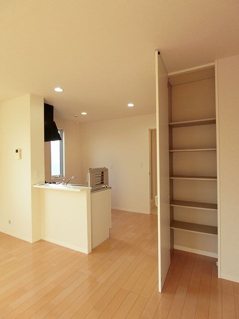 コモドヴィータ WEST 101号-4