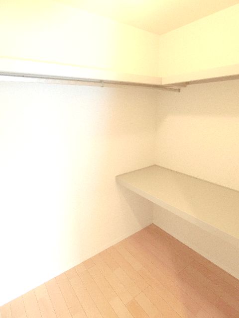 コモドヴィータ　ＷＥＳＴ 202号-6