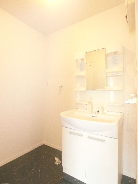 コモドヴィータ　ＷＥＳＴ 202号-8