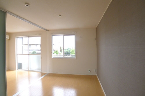 タウンヒル小柴　Ｅ 202号-6