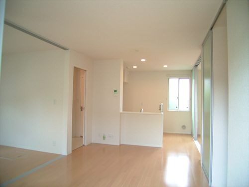 ＭＫクレール　Ｄ 102号-3