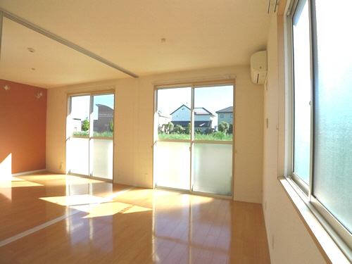 プラテリーア I棟 201号-3