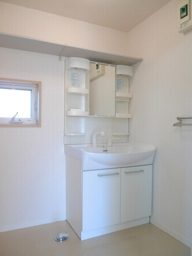 プラテリーア I棟 201号-9