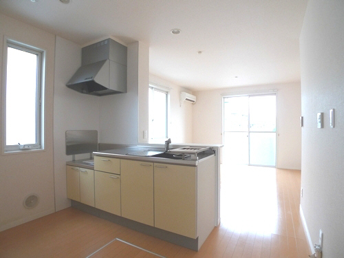 カーサブルーノ　Ｅ 102号-3