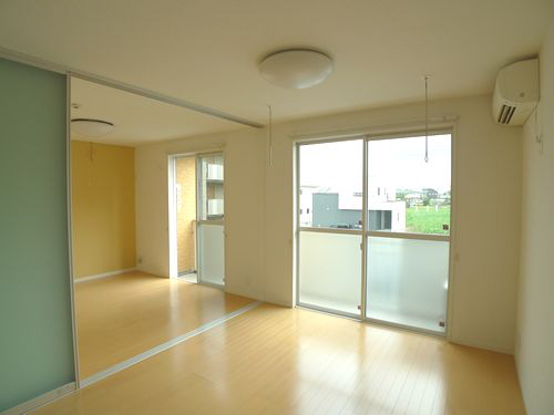 ヴィラ　ボナールＣ 201号-2