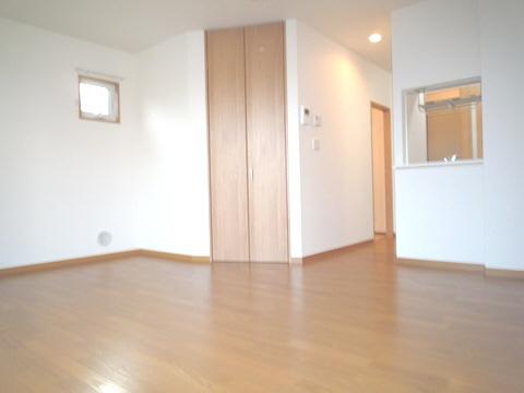 メゾン・ド・ソレイユ 201号-3