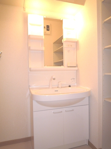 メゾン・ド・ソレイユ 201号-7