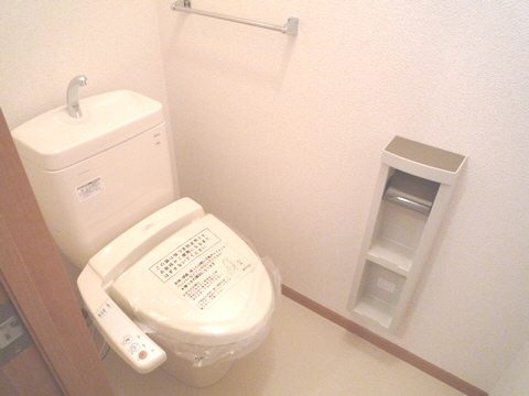 メゾン・ド・ソレイユ 201号-8