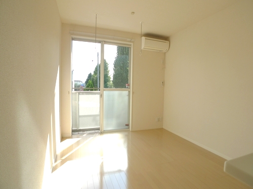 ラーク松代 201号-2