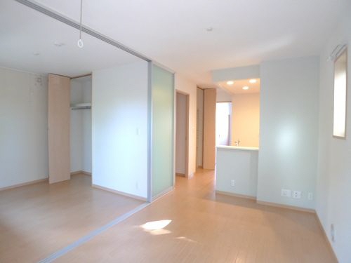 新守谷アベニュー・Ⅰ 201号-2