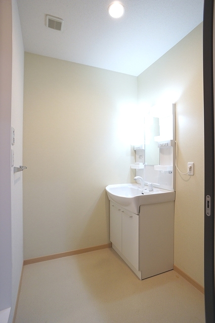 ピアシャンテ A.J 201号-8