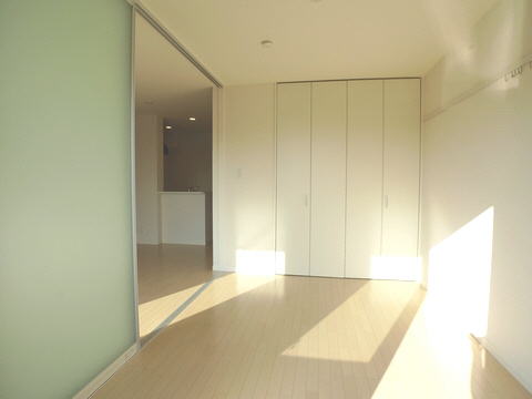 メゾン　コリーヌ 203号-4