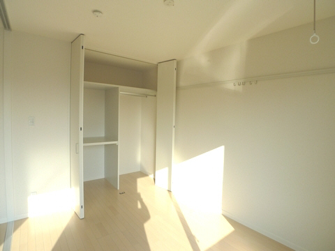 メゾン　コリーヌ 203号-5