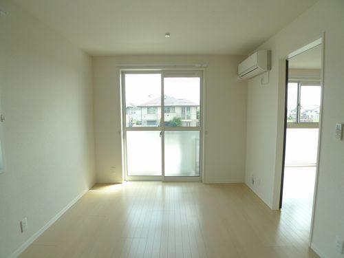 ヴィラグートＡ 202号-4