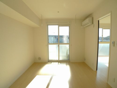 シャーメゾン　ジオ２１ 202号-3