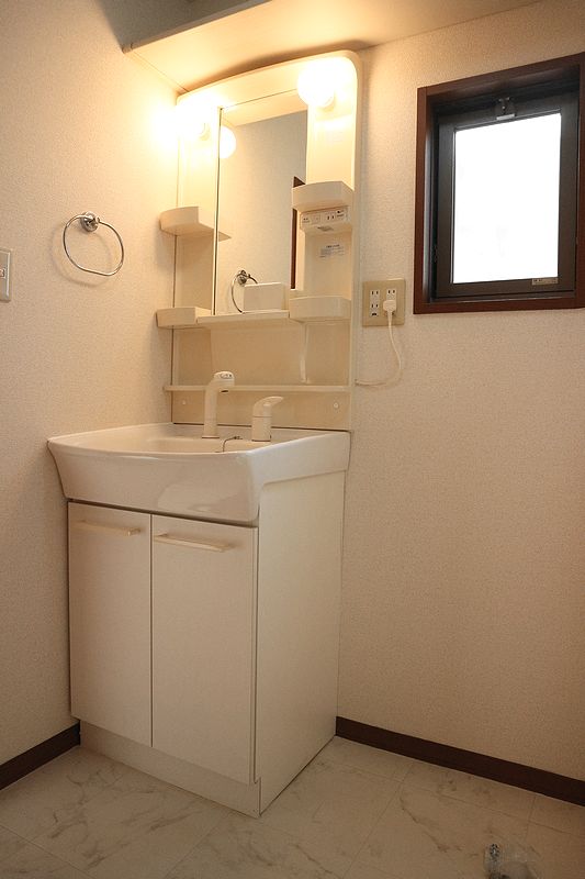 アネックスB 201号-8