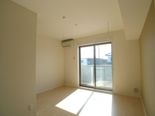 サン・フィールドＡ 201号-4