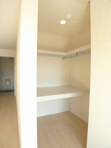 サン・フィールドＡ 201号-6