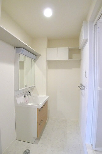 ミュー　アルファ 203号-8