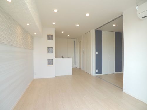 メゾン・レークヒル 204号-2