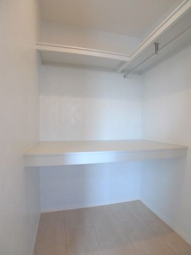 メゾン・レークヒル 204号-6