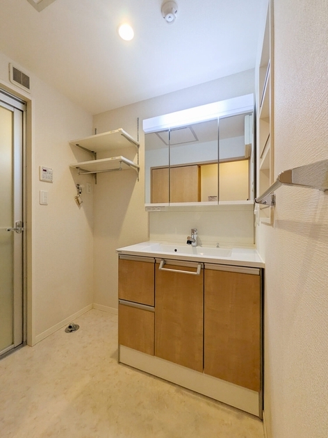 Ｒｅｌｅａｖｉｔａ 205号-6