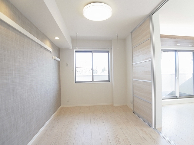 リッツガーデン学園南 201号-4