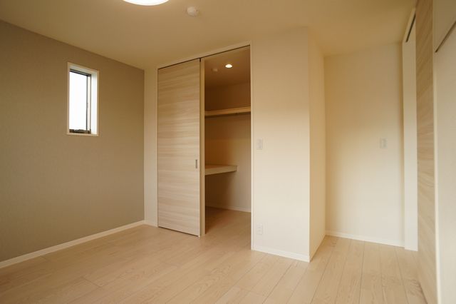 リブフラット 305号-5