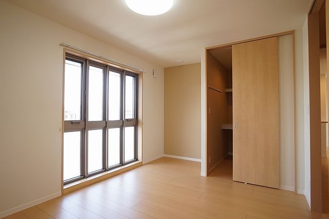 ロブステッラ　ヴィータ 201号-6