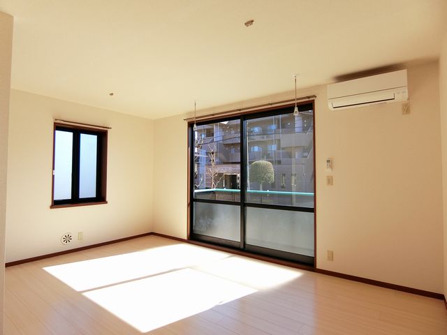 リヴェールⅡ　Ｅ 102号-2